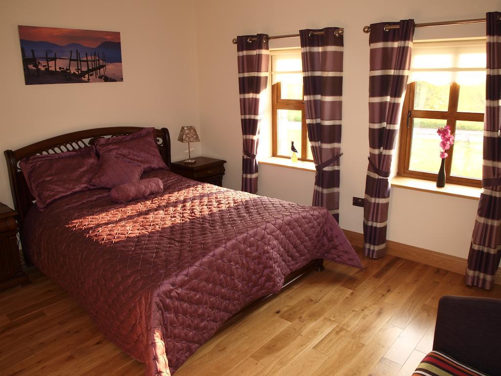 Ballinaboy Lodge Bed And Breakfast Carrick on Shannon Стая снимка